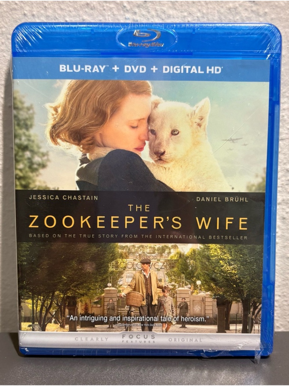 The Zookeeper's Wife Blu-ray + DVD + Digital HD - Blue Case